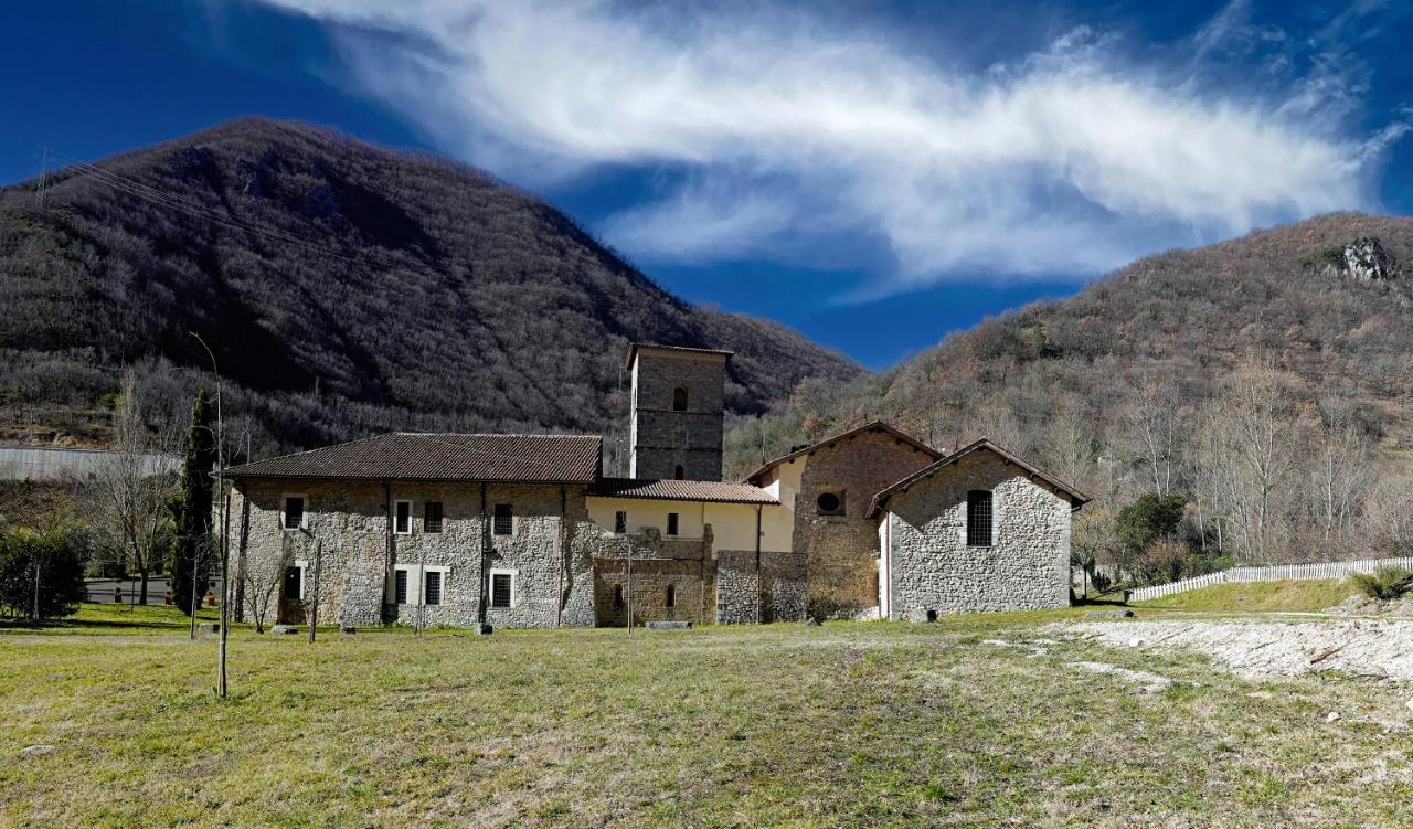 Abbazia Ss. Quirico E Giulitta Ξενοδοχείο Micigliano Εξωτερικό φωτογραφία