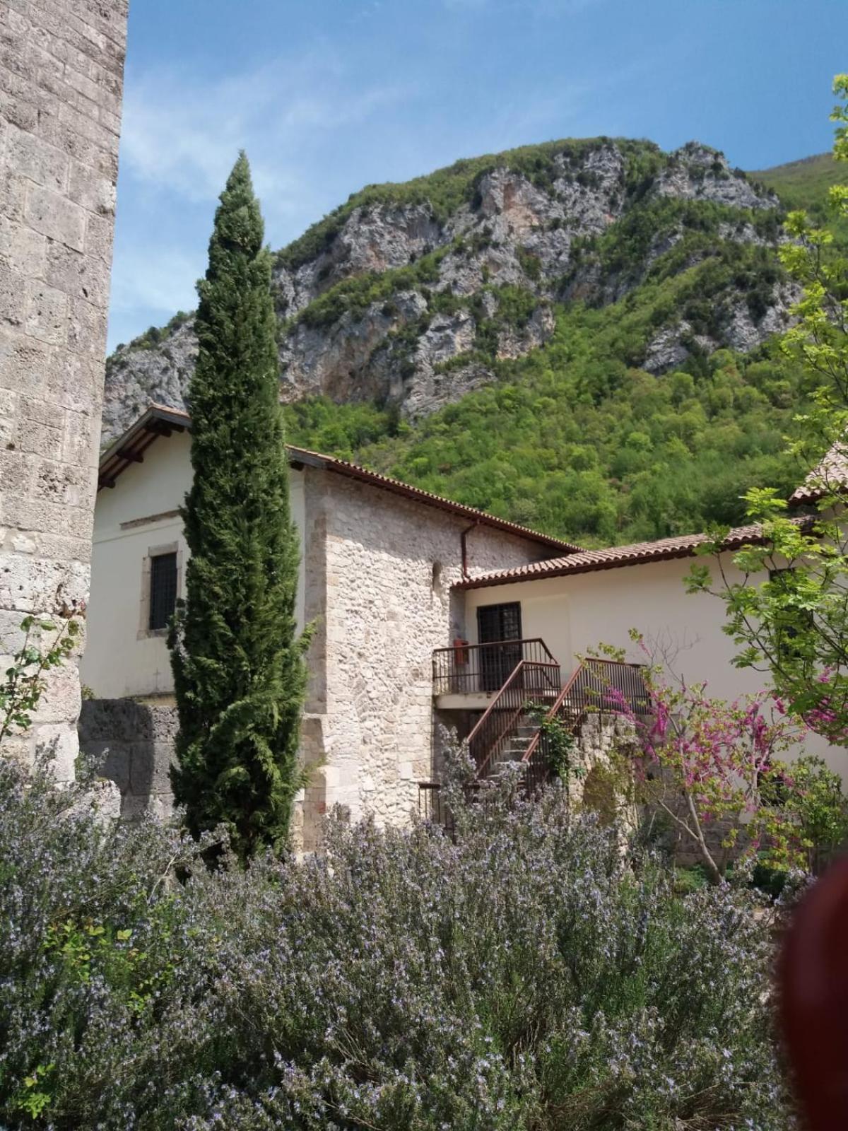 Abbazia Ss. Quirico E Giulitta Ξενοδοχείο Micigliano Εξωτερικό φωτογραφία