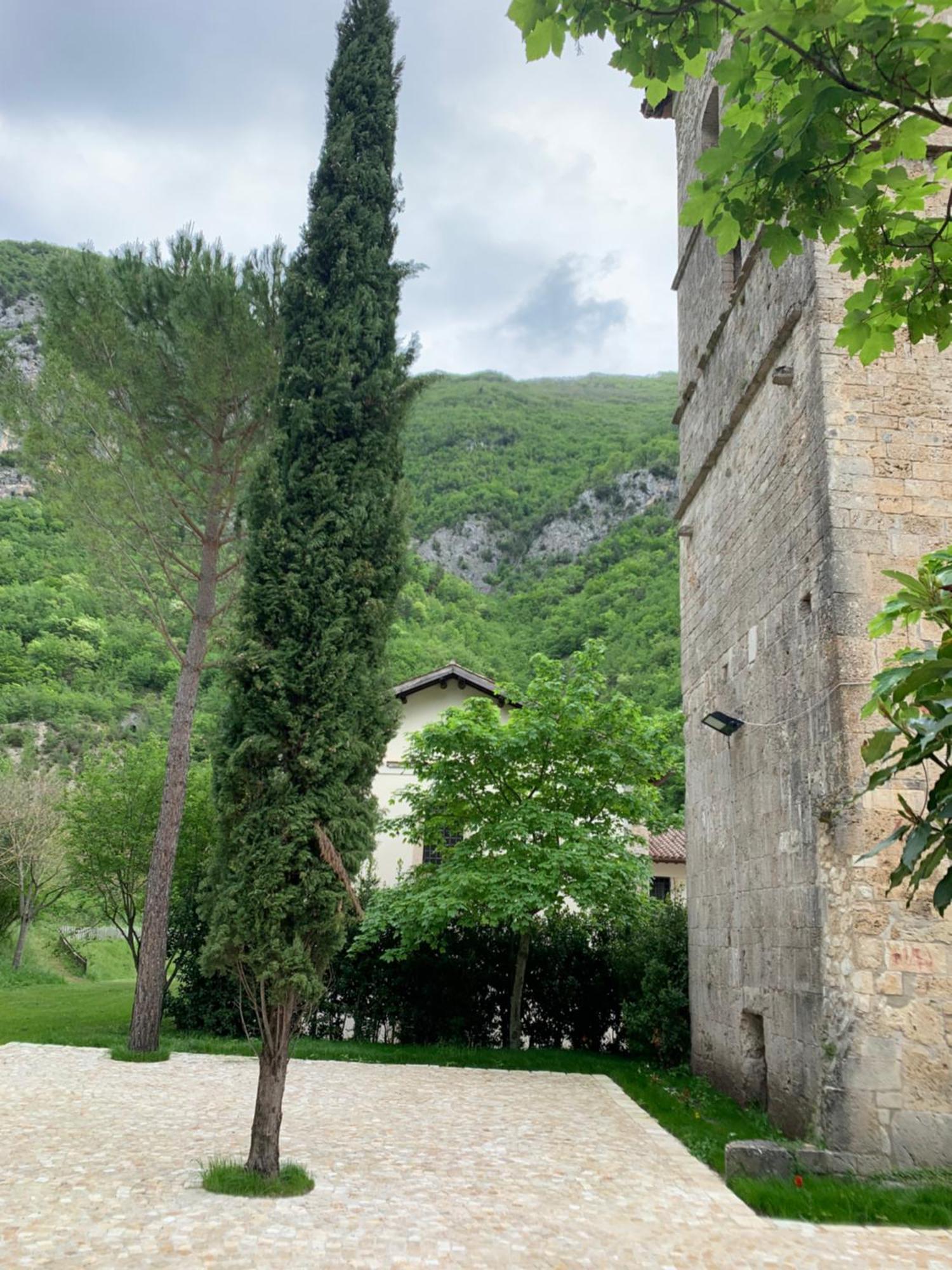 Abbazia Ss. Quirico E Giulitta Ξενοδοχείο Micigliano Εξωτερικό φωτογραφία